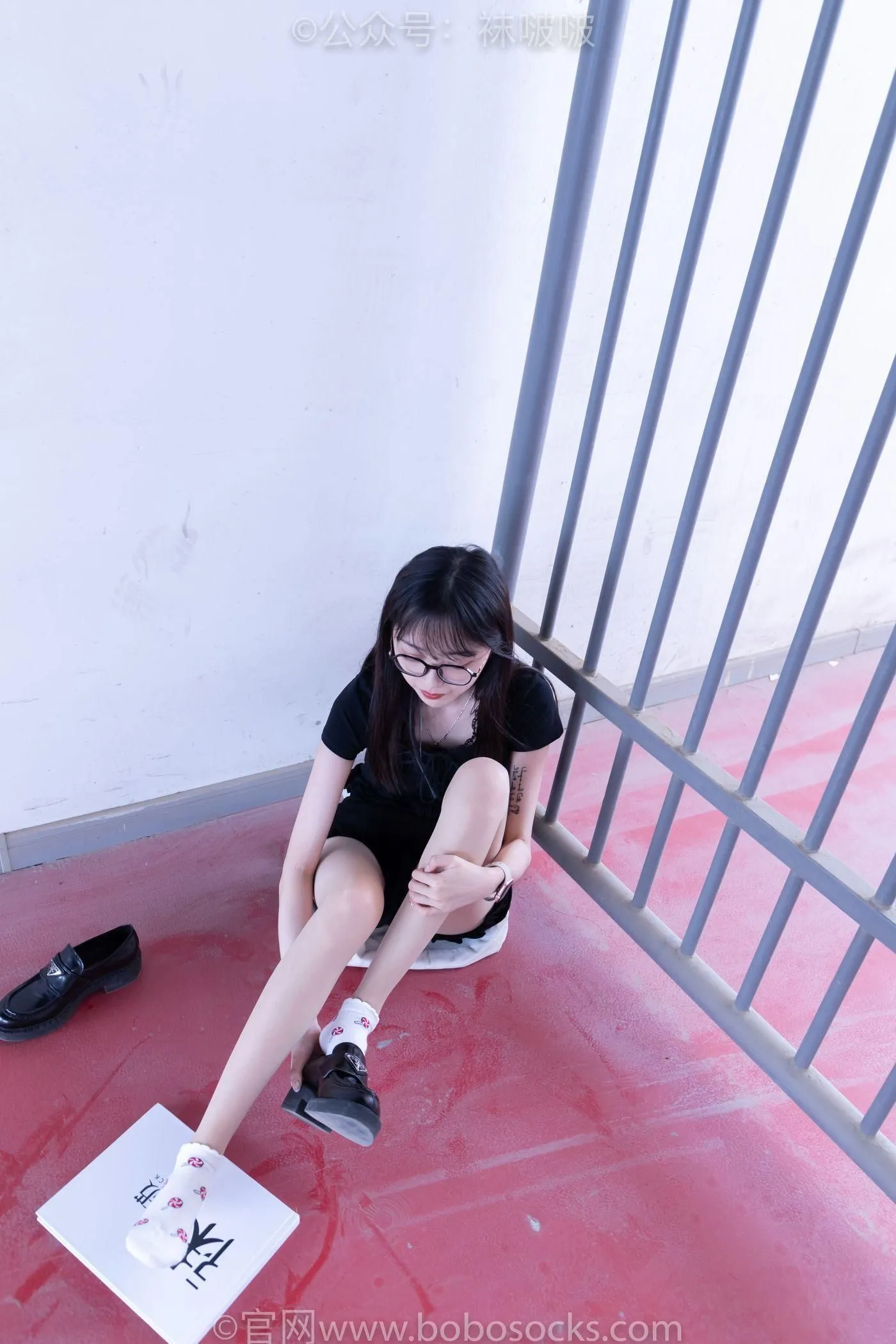 [BoBoSocks袜啵啵]NO.030 稚予- 皮鞋、短白棉袜、肉丝 [141P]插图6